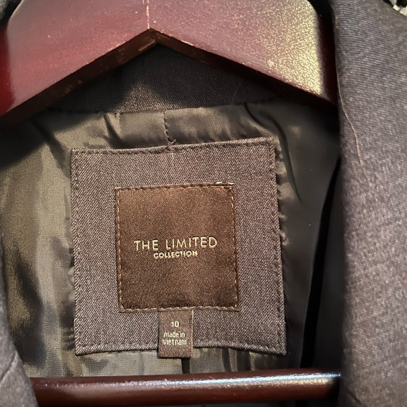 The Limited Black Blazer Classic Tailored Style - Picture 3 of 4